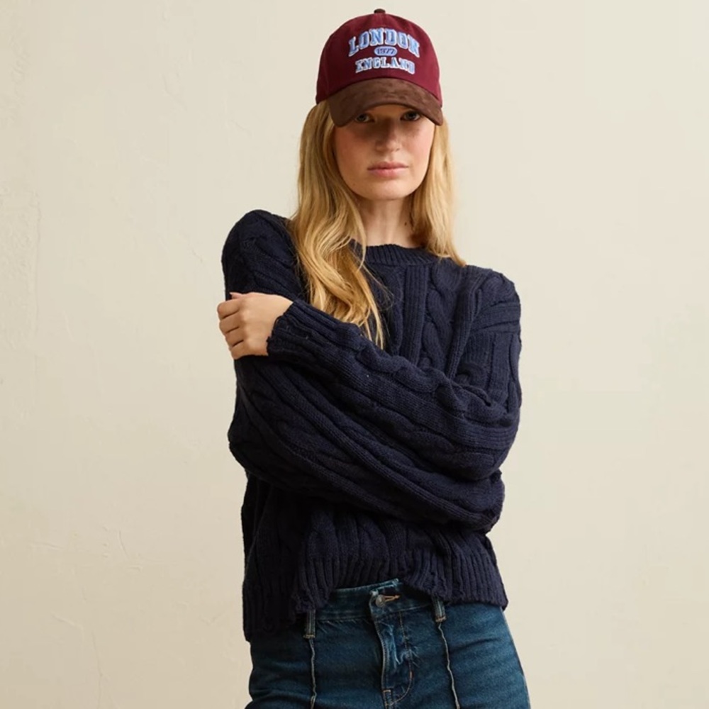 Knit sweater